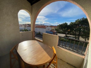 Appartement T2 Mezzanine avec Terrasse, Piscine, Proche Plage et Commerces - Le Barcarès Village - FR-1-782-48